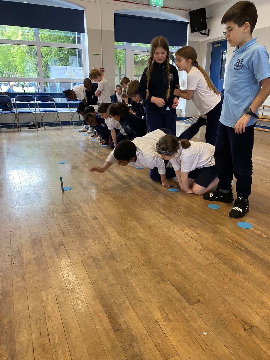 Year 4 worked together in PE this week as part of their problem solving unit. Communication and thinking outside of the box were what helped them to succeed.