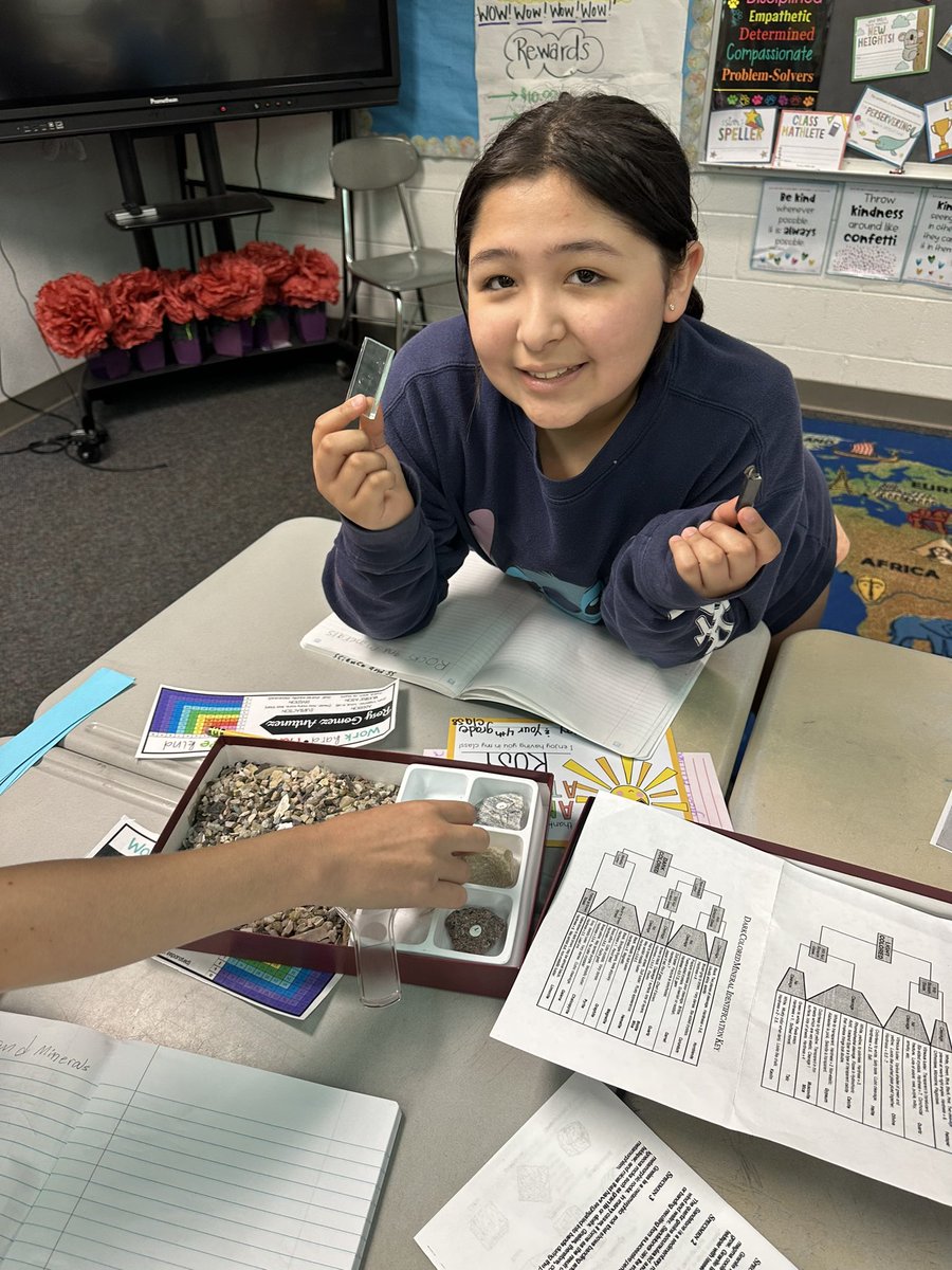 Exploring characteristics of rocks &amp; minerals <a href="/PleasantUnionYR/">Pleasant Union Elem</a>