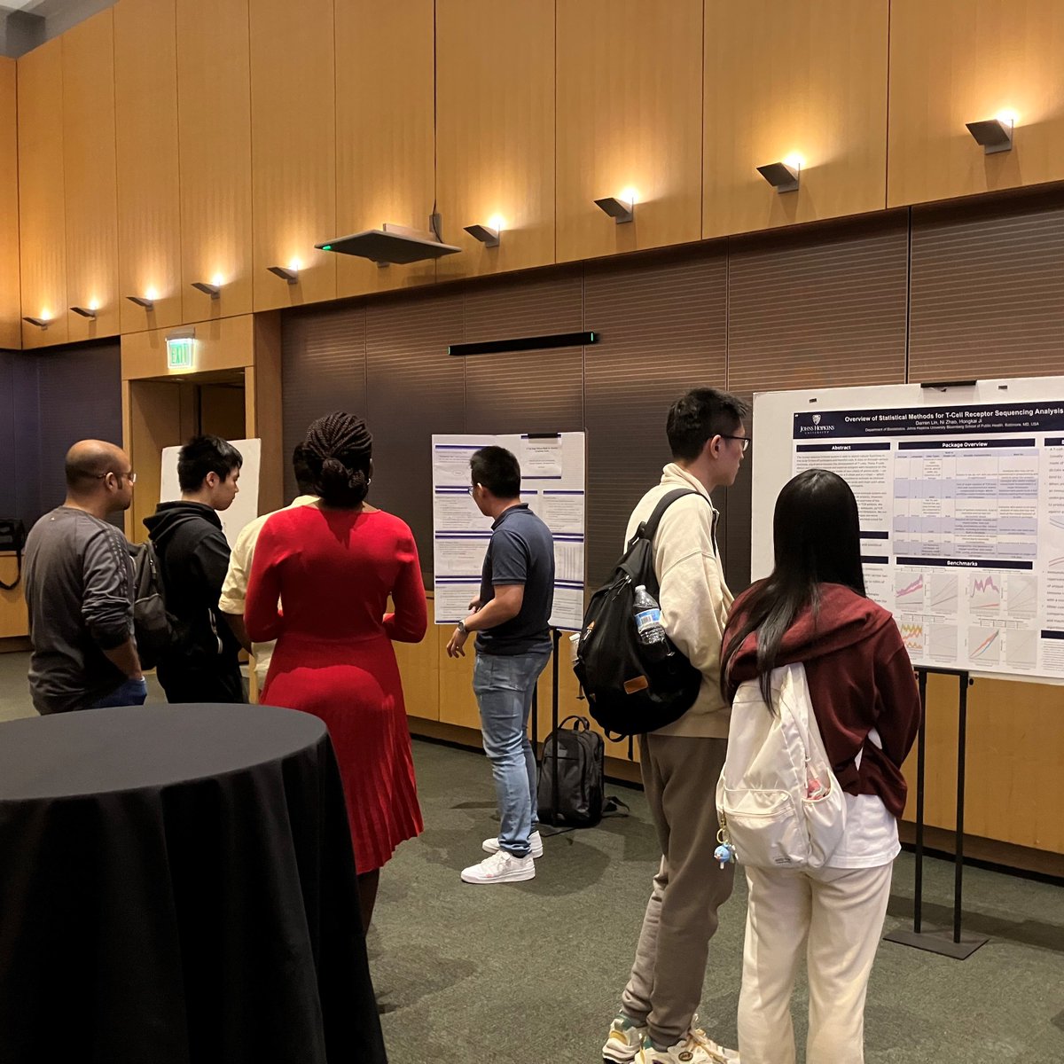 Congratulations to our graduating @jhubiostat ScM and MHS students, who presented posters of their diverse and impactful work last week at our Masters Thesis Showcase 🎉 We are so thankful to have had you as part of our community!