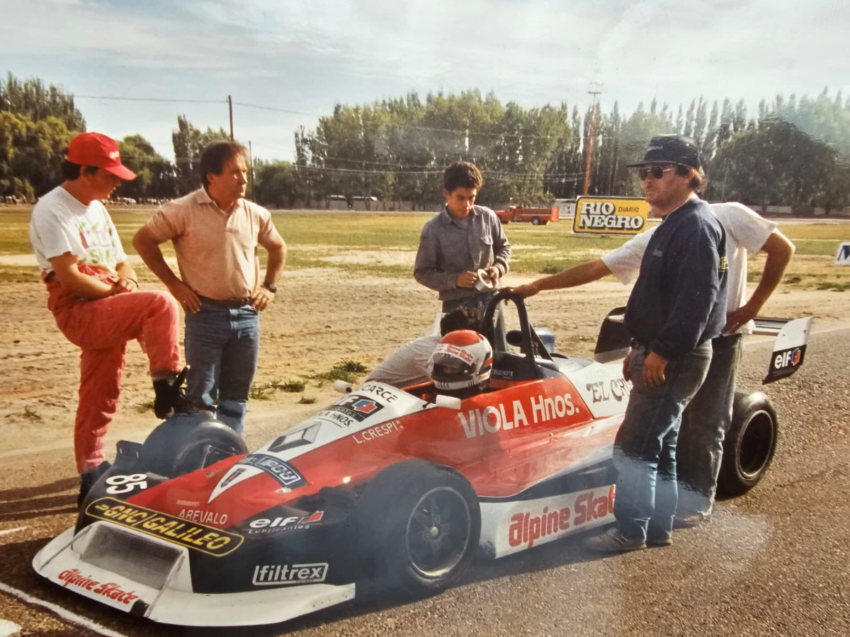 .<a href="/ERC_Radio/">EntreRuedasYCaminos</a> de 22:00 a 23:00 por a.m. 830 en los grandes especiales de #EntreRuedasYCaminos hoy nos visita el piloto Luciano Crespi <a href="/chanicrespi/">LucianoCrespi🇦🇷</a> radiodelpueblo.com.ar equipoalaschapas.com <a href="/pueblo830/">RadioDelPueblo830</a>