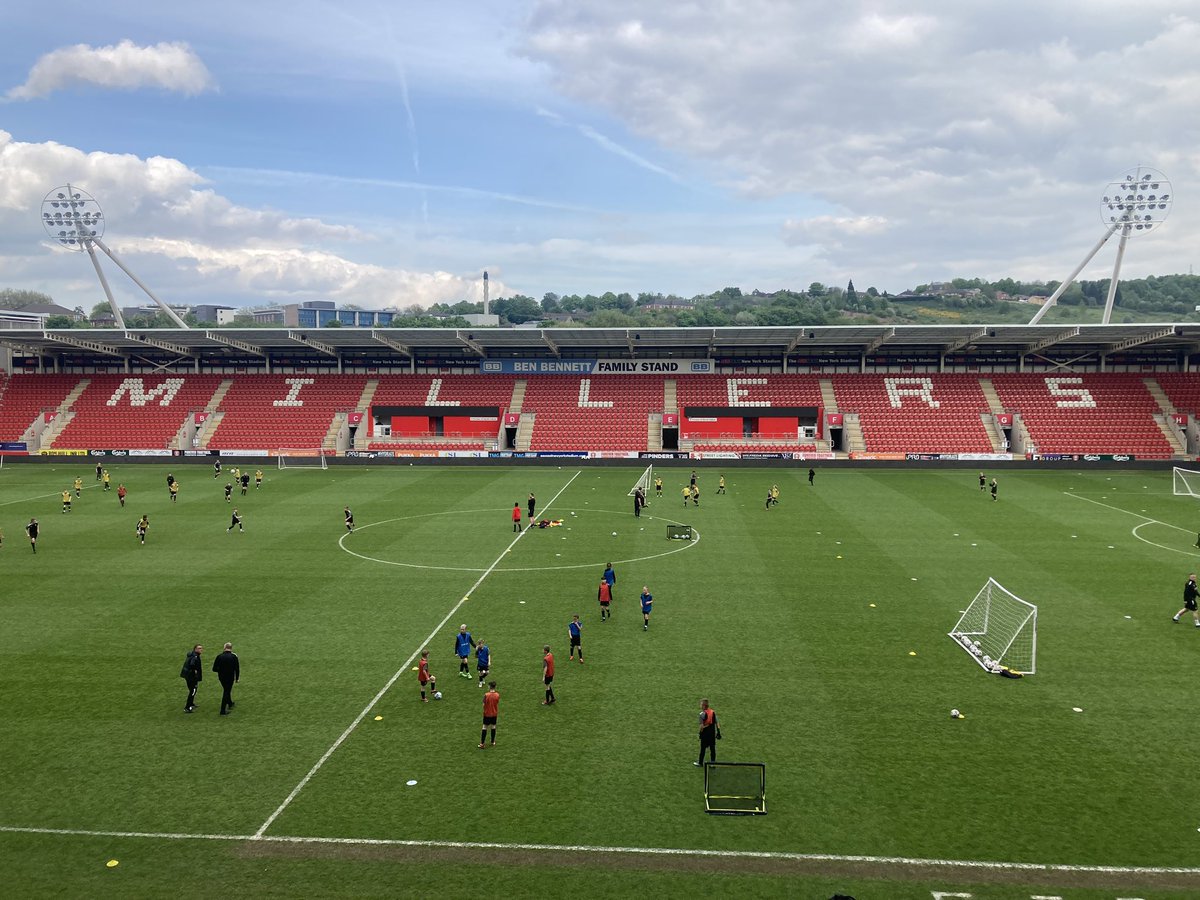FOUNDATION PHASE | Last day of training at the New York Stadium for the 8-12s ⚽️

#rufc #ForeverTogetherForeverProud