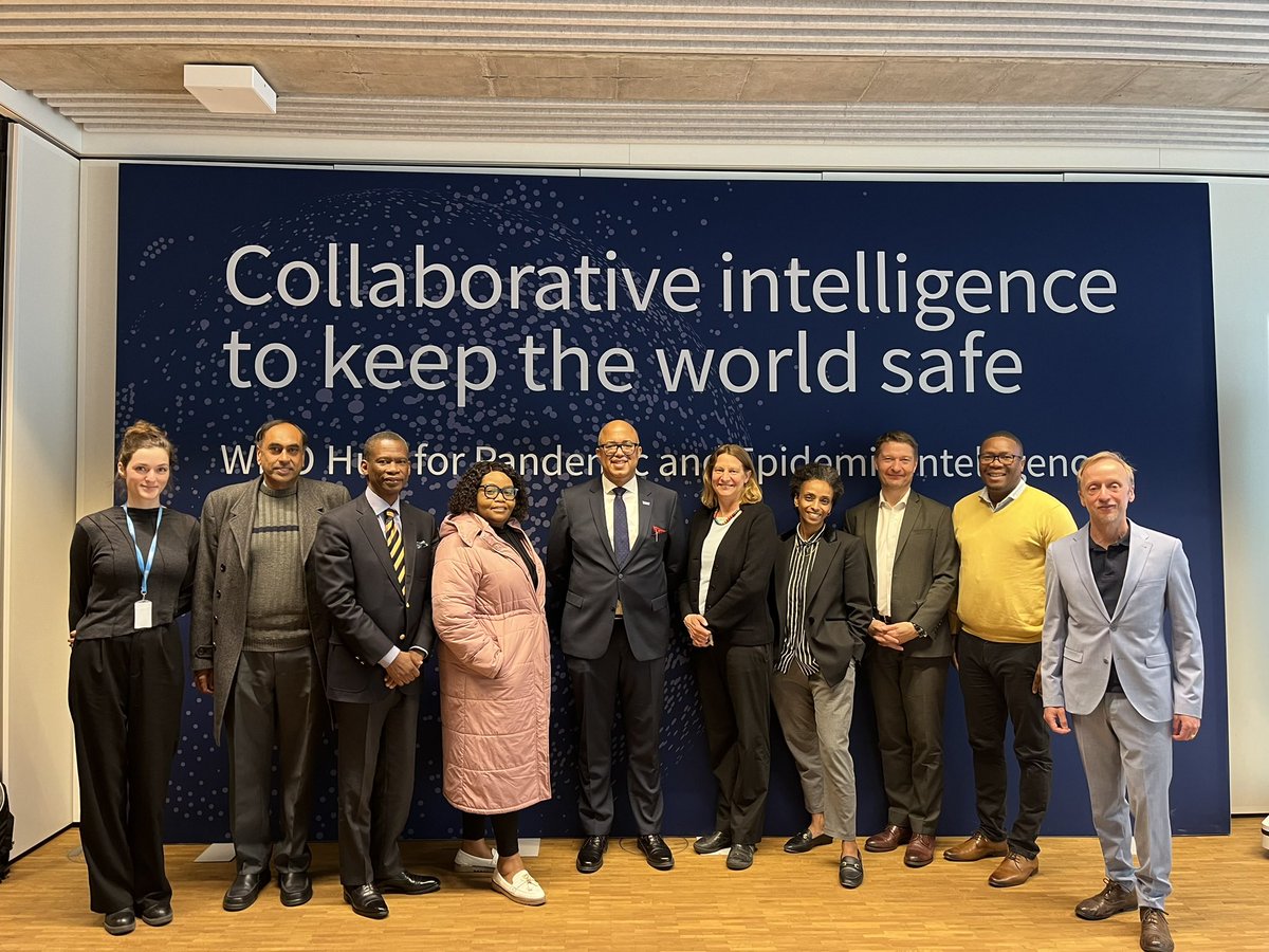 #WHOPandemicHub collaborates with @HealthZA through several projects, including our #EIOS & Health Security Partnership to Strengthen Disease Surveillance in Africa initiatives   Today, we welcomed Dr Anban Pillay, Deputy DG, and team to the Hub to explore further collaboration