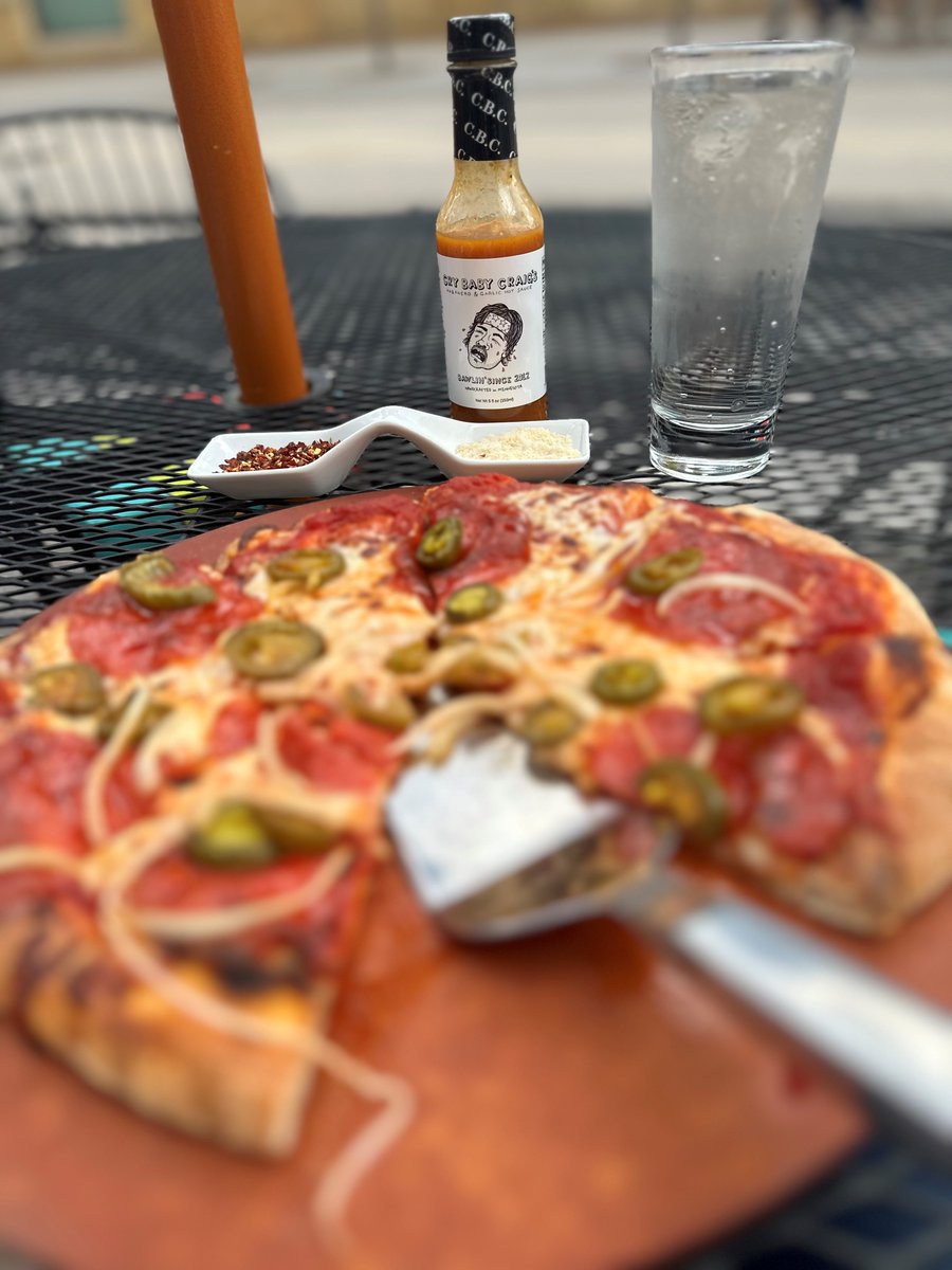 Lunch is back at <a href="/DevilsBarMN/">Devil's Advocate</a> on Nicollet Mall in <a href="/MplsDowntown/">mpls downtown</a>! Check out the details and get over there ➡️ mailchi.mp/parkstreetpr/d…