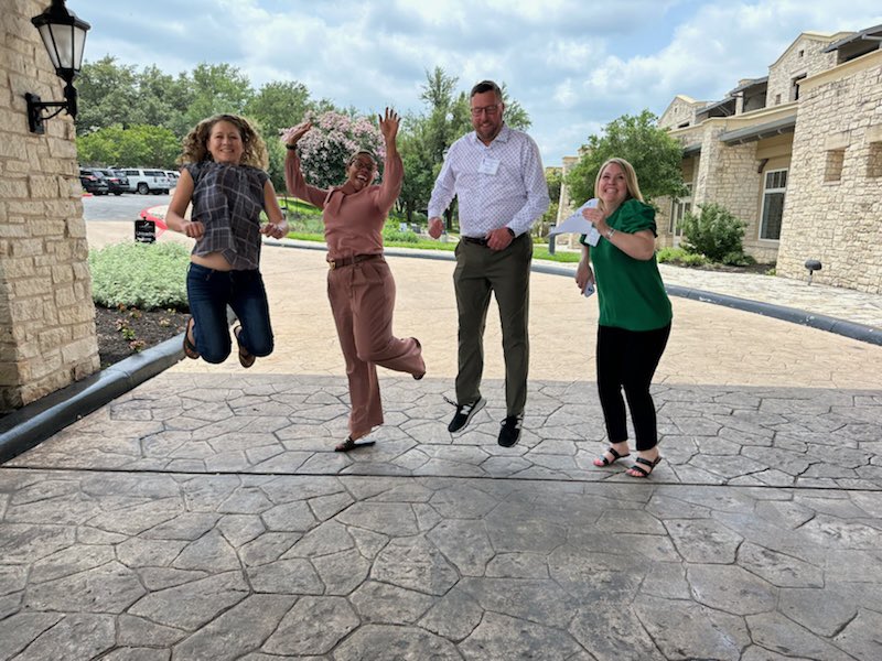 Dr. LaShawn Hodge #SpradleyPrincipal #blessed tweet media