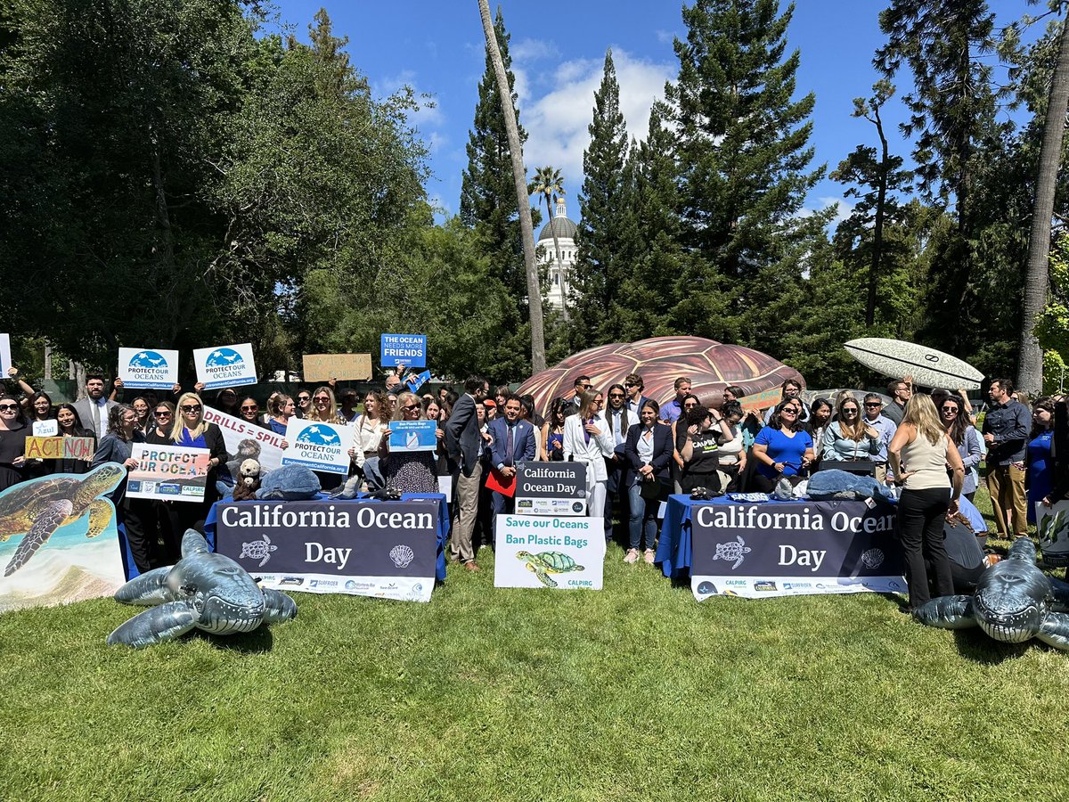 Proud to celebrate #CAOceanDay at a Capitol Park press conference today highlighting all our efforts to protect our beaches and ocean. We need to pass #SB1053 to eliminate plastic film bags from being provided at grocery store checkouts and contaminating the water and killing sea