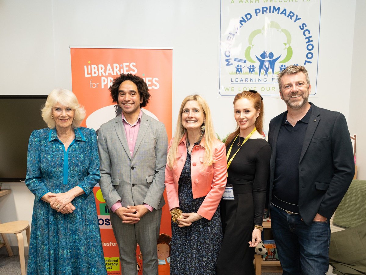 Thank you @JosephACoelho for visiting for the opening of our new library. The children loved their poetry workshop and hearing the poem you had written especially for the occasion.