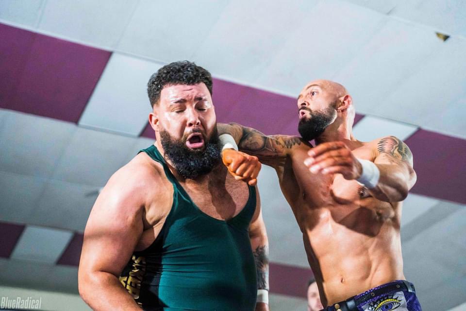 Cathays Community Centre has become an iconic British wrestling venue over the years - what’s your favourite match OR moment from there?! We return to the bingo hall THIS SATURDAY to make some more memories at FEELING THIS ⬇️ 🎟️ ringsideworld.co.uk/event6822/atta…