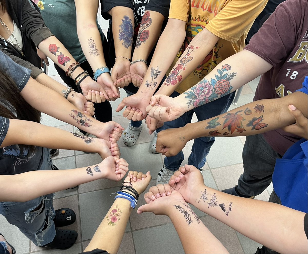 My kids brought temporary tattoos to match with me for twin day 😂❤️❤️❤️