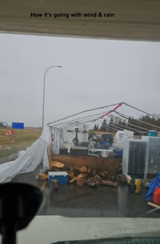 Lacombe ditchbillies' kitchen before. Now after wind & rain.  No meals today.  #convoywatch 
Lacombe AB Forecast: Widespread rainfall totals of 50 to 70 mm are likely. Locally higher amounts up to 100 mm are possible.  Wind:NNW 49 gusts 62 km/h.