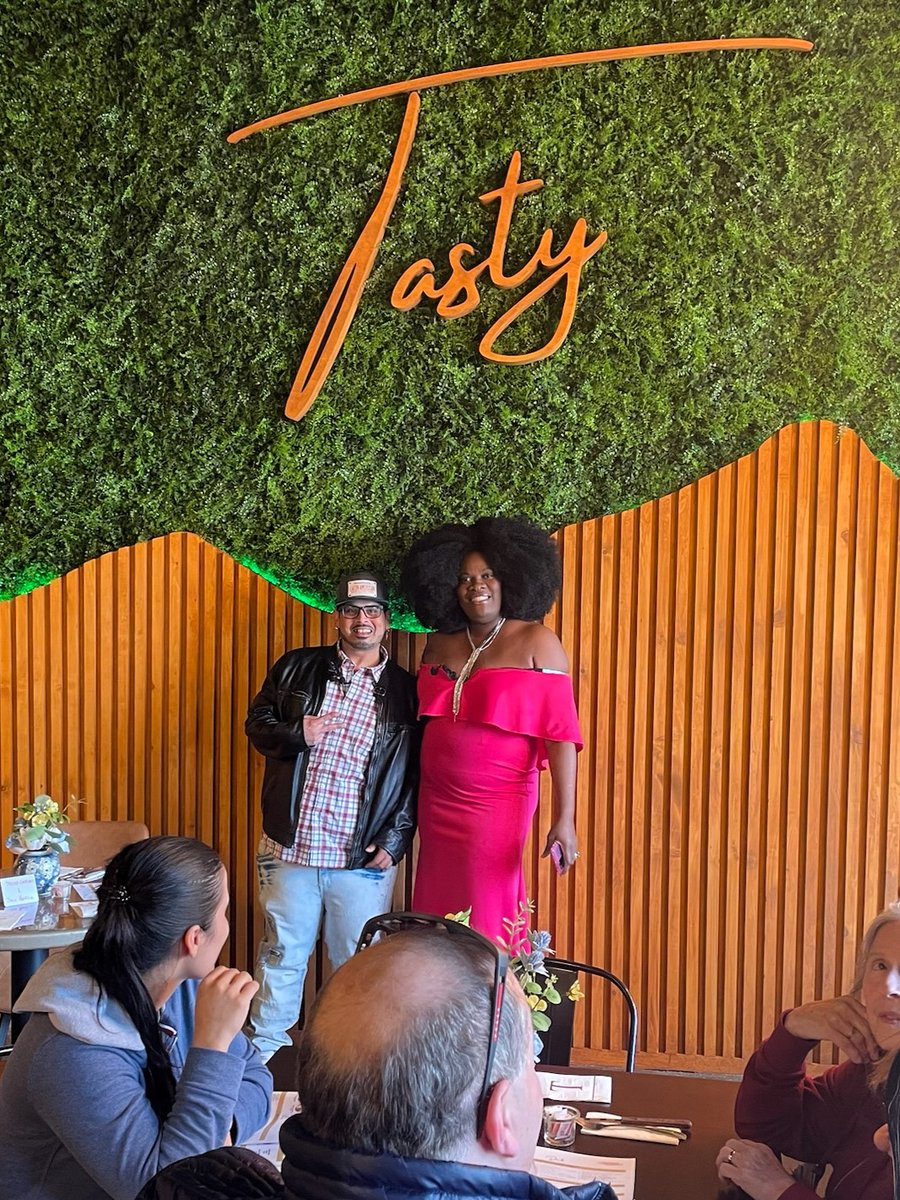 Such a pleasure to help celebrate the grand opening of Tasty Experience Bistro in Worcester last weekend! This family-owned restaurant offers a fusion of delicious and healthy food in a beautiful atmosphere. Congrats to Marcela and Jeferson Andrade for this incredible milestone!