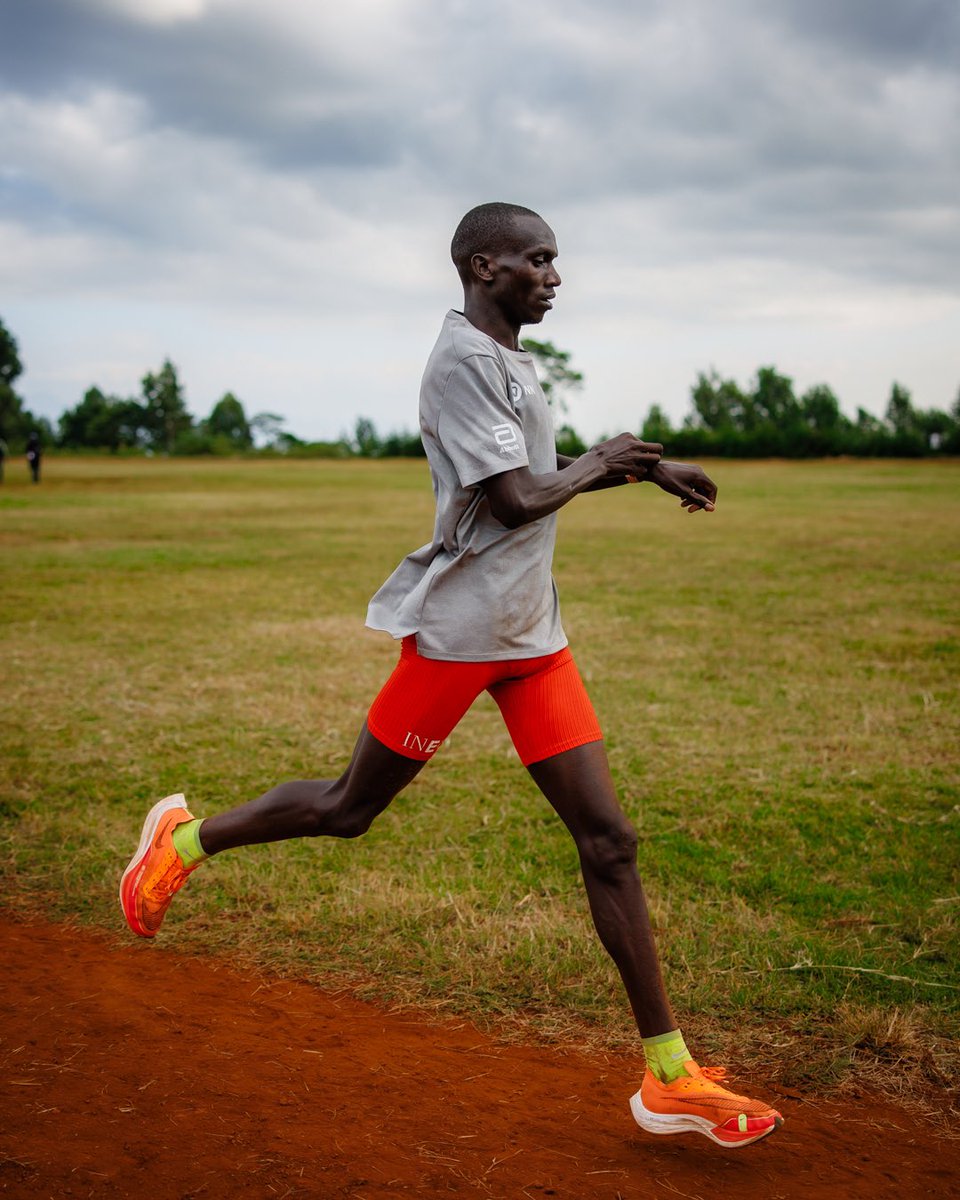 Laps on Tuesday. 😍

#NNRunningTeam