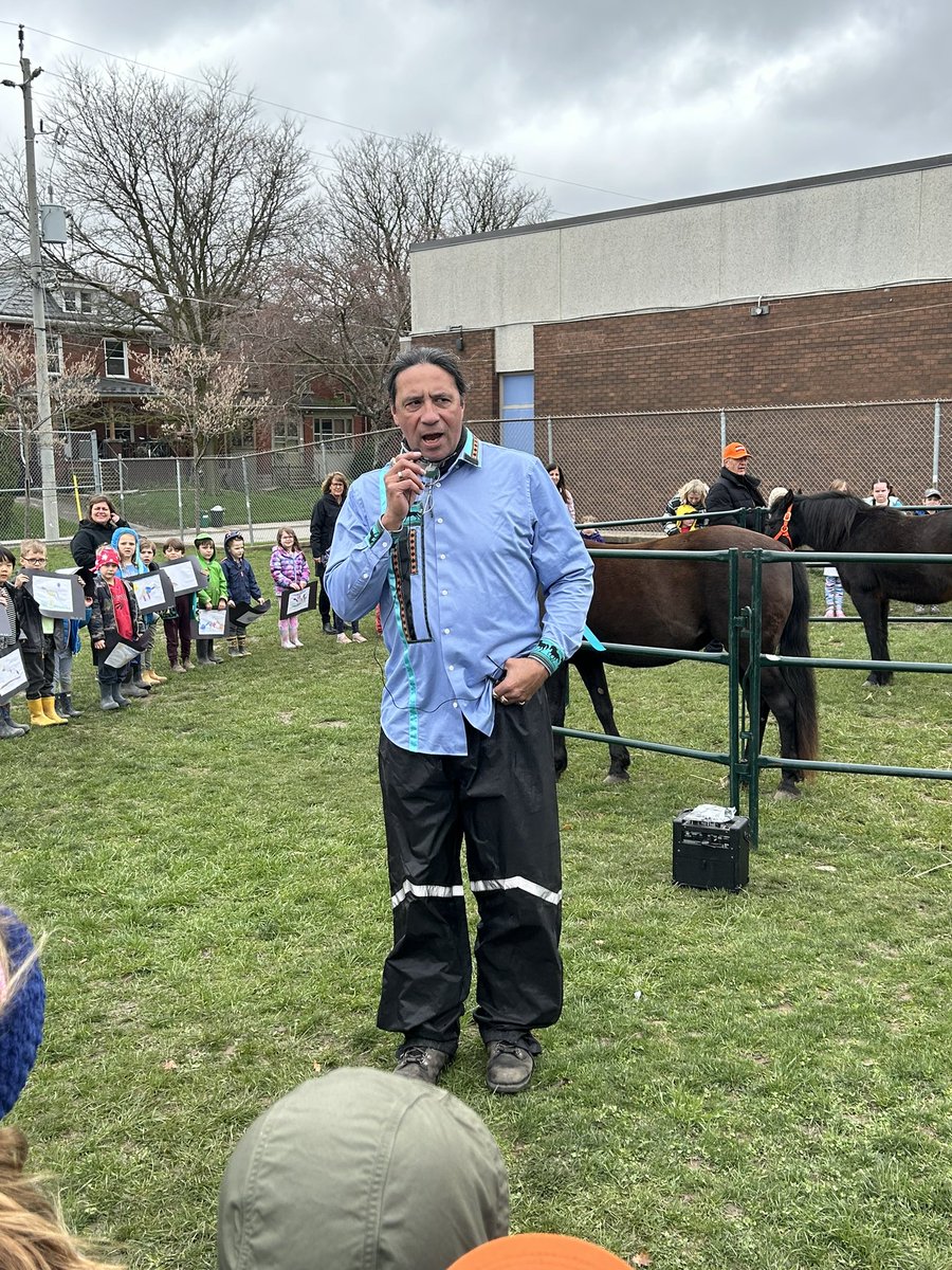 Aspen Ojibwe Horses visited our school yard. Students displayed their art creations from their virtual visit with Christin, sang the song they were taught, met the Ojibwe horses and asked Christin and the caretakers many questions.