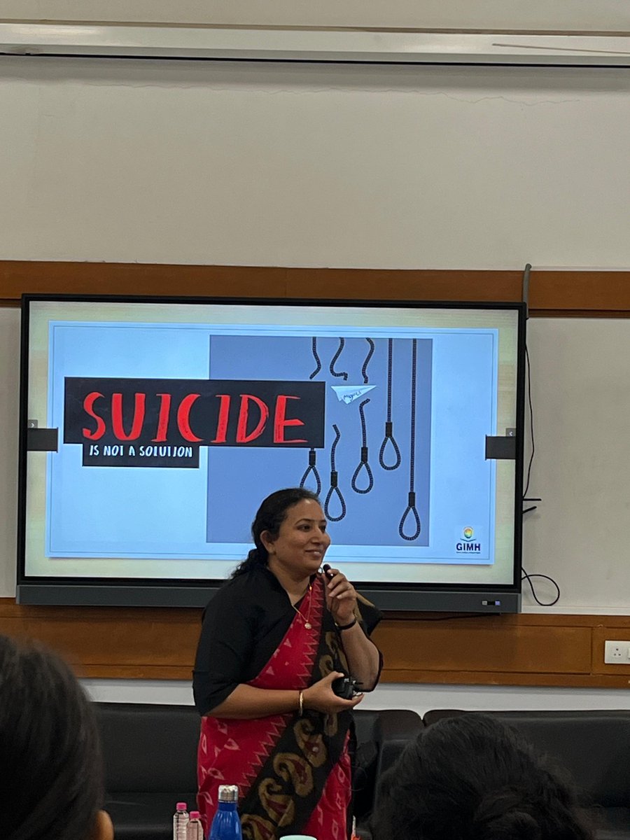 A half day workshop with students of @RakshaUni at Lavad campus. It was fun interacting with young minds. #MentalHealthAwareness 
@TeleMANAS_ahd