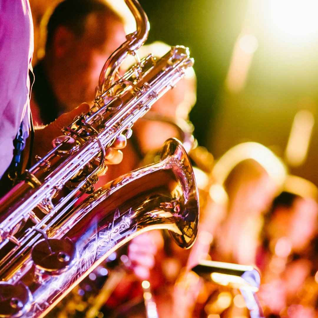 Happy #InternationalJazzDay!🎷For all the music lovers out there, have you visited Chapel on the Hill's #MusicEvents? The rhythm-filled #Jazz & Tunes Friday returns May 17th. #Whitby #NorthYorkshire