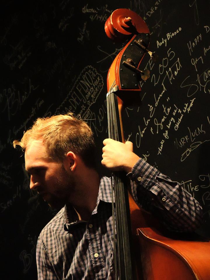 ✨ Free Jazz Tonight ✨

Anton DeFade plays in the Lounge at the Greer Cabaret Theater at 5 PM!

Part of the <a href="/MCGJazz/">MCG Jazz</a>