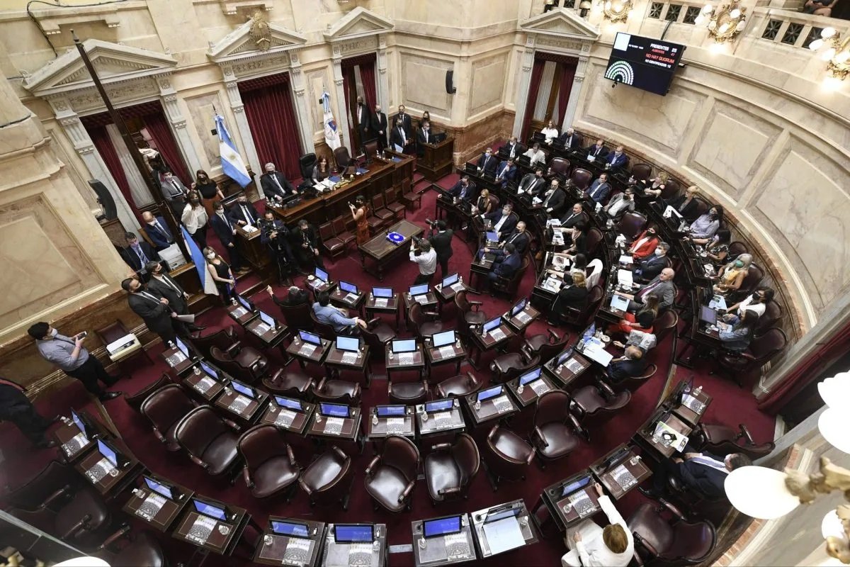 Espeluznante silencio del Colegio Público de Abogados de la Capital Federal ante el inicio en el Congreso de la aniquilación del Fuero del Trabajo y de otras garantías constitucionales.