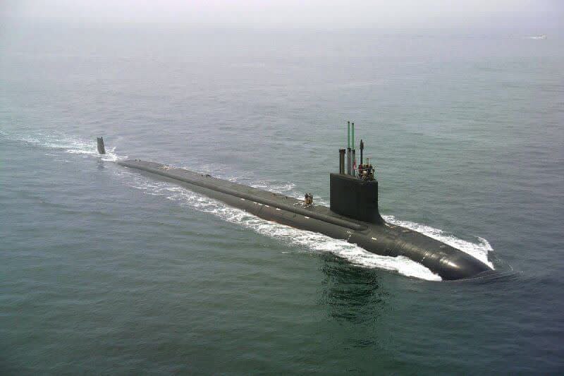 -همه چی رو ول كرديد چسبيديد به موشــ.ـک؟ + واکنش زیردریایی هوشمند ایرانی : ما داريم گِل لگد می كنيم ديگه؟!