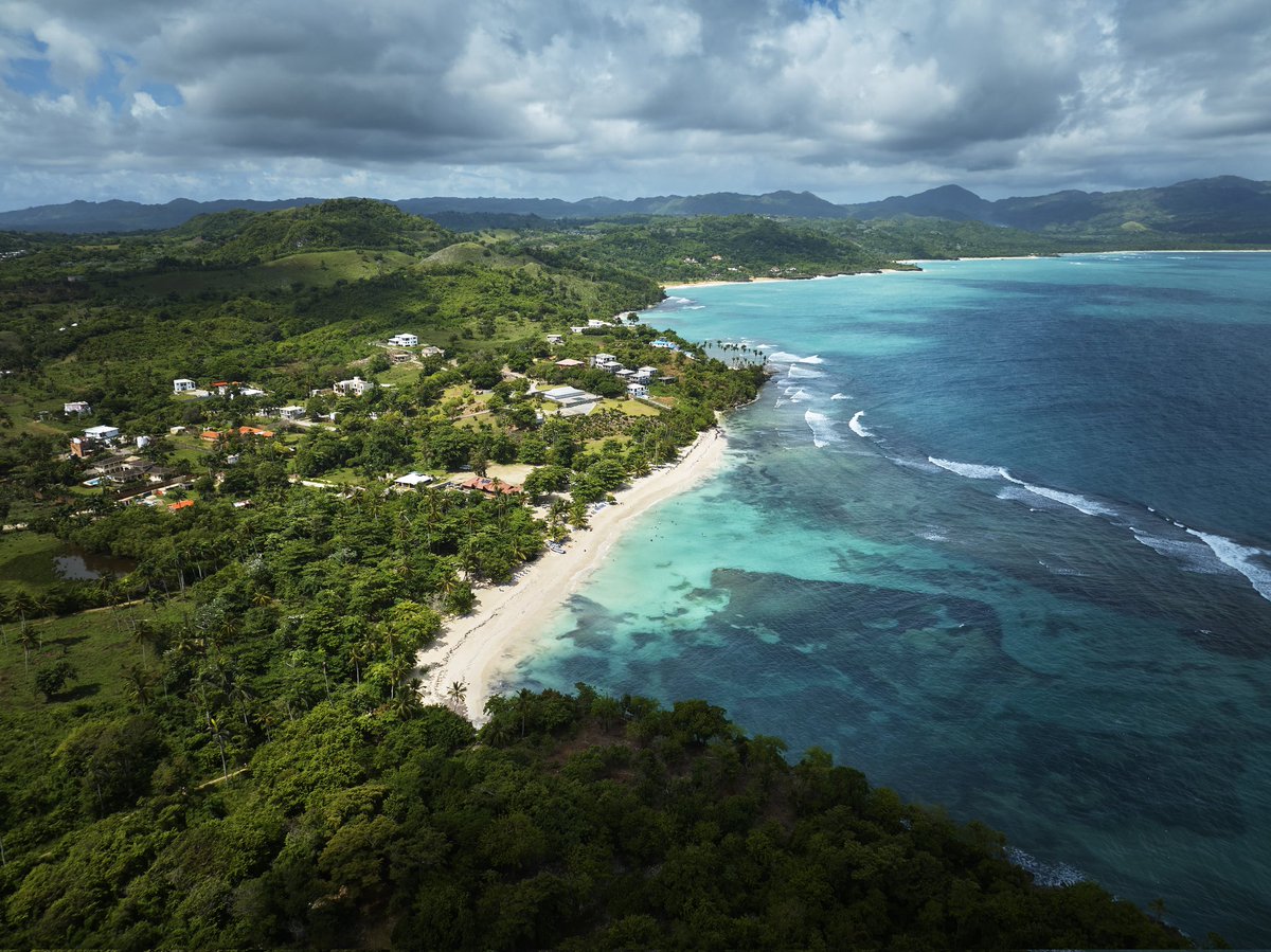 warchiefx's tweet photo. Las Galeras. 2024.
#samana #rdporloalto #WCX042 #dji #djiglobal #mavic3 #djimavic3 #djishots #DominicanRepublic #republicadominicana #dronephotography #drone #techdronerd https://t.co/DAsIsQxw9c