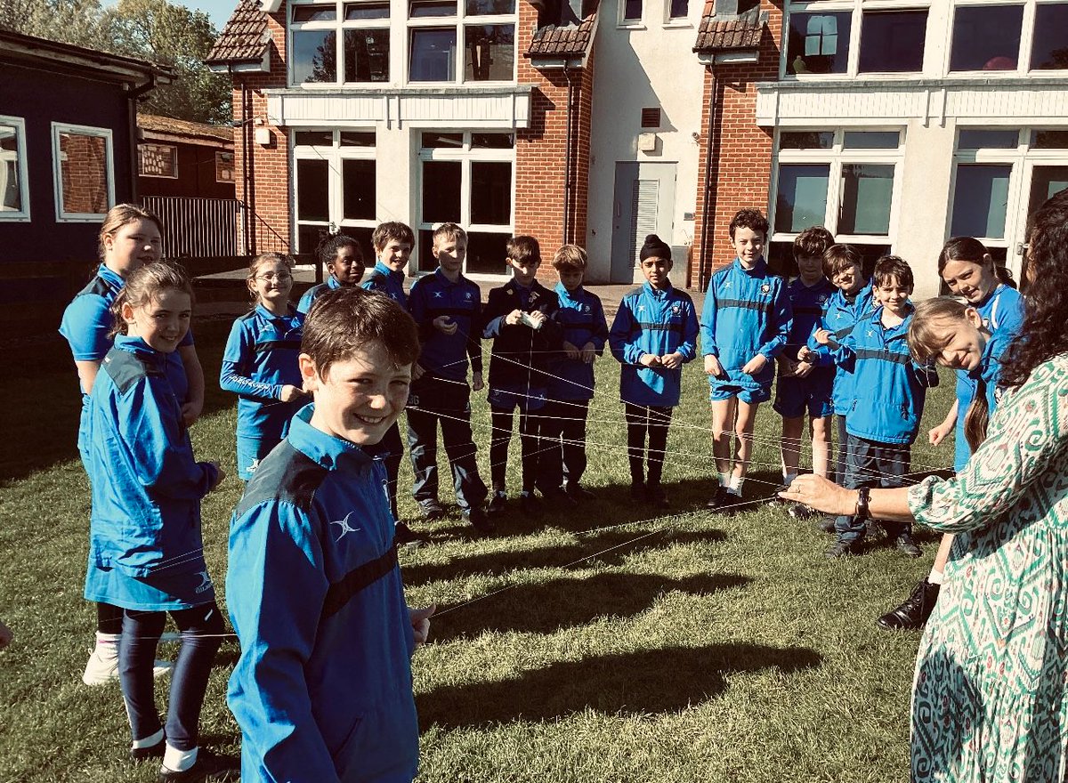 In Form VI PSHE this term, the children are looking at making connections. This morning they used string and made a web to illustrate how each person could connect with another. It was heartwarming to hear all of their ideas. #LongacreSchool #SurreyPrepSchool #PrepSchool