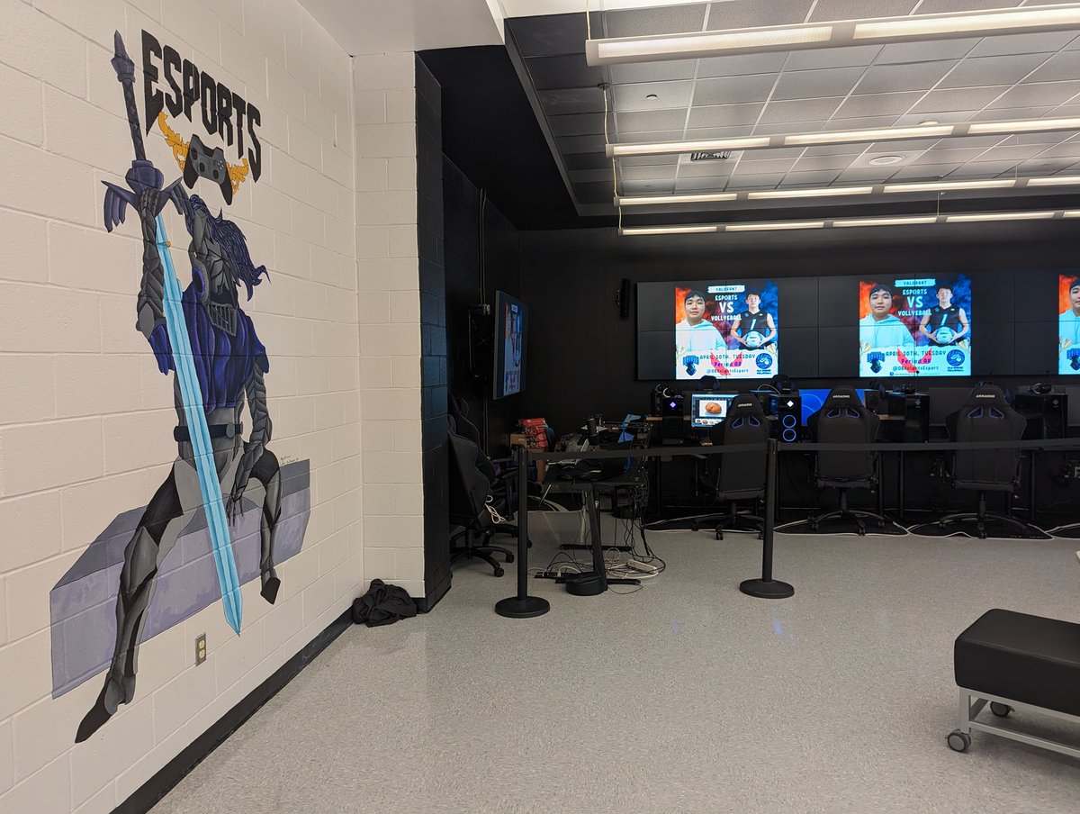 Our very own Valk-Valorant All-State All-Star (& future tattoo artist) Luka D. finished the first mural in the OBHS Esport lab. Fantastic work and talent! Can you spot the easter egg in the mural? 🗡️ @obhs_announce @OBassistantsup @GSEsportsorg @FazioSally @MrYanuzzelli