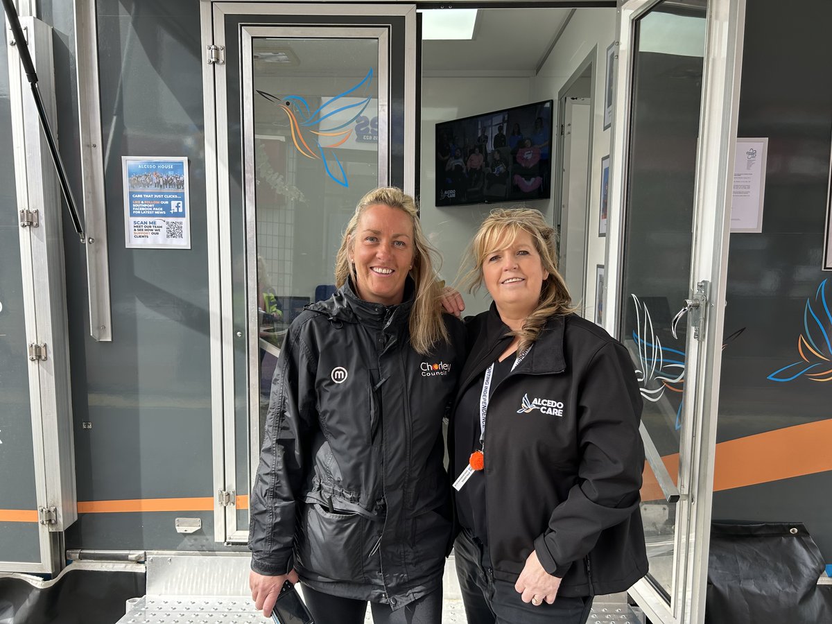 Our Events Manager, Adam, and Client Liaison, Lesley, were at the #ChorleyMarket today braving the winds. Not a good hair day! 😂😂
Chorley Market manager, Esther has praised Alcedo Care for the valuable work they do in the #caresector💙
