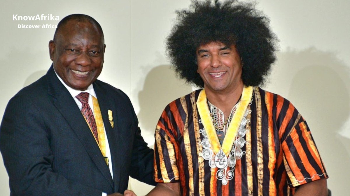 President @CyrilRamaphosa, as the #GrandPatron of the #NationalOrders, presents the Order of Ikhamanga in Silver to Mr. Emile Lester Jansen. 

#SouthAfrica