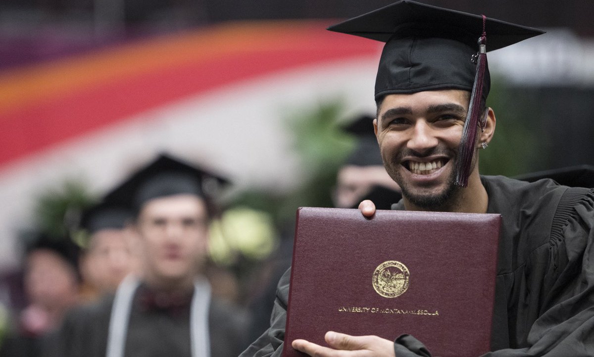 🎓Go Griz Graduates! UM will host its 2024 Commencement ceremonies Saturday, May 11, at the Adams Center. The speakers are Lily Gladstone and Carol Tatsey-Murray! 👉bit.ly/UMcommSprg24