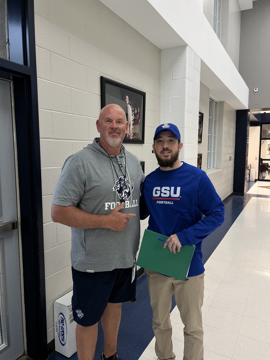 Appreciate Jeremiah Wilson from Georgia State stopping by Recruiting our Players. @CoachWilsonGSU 
#ChasingGreatness 
#DareToBeGreat 
@bartowschools @BartowSportsZon @dailytribsports 
@NwGaFootball 
@WHSCartersville
@WHSfootball00