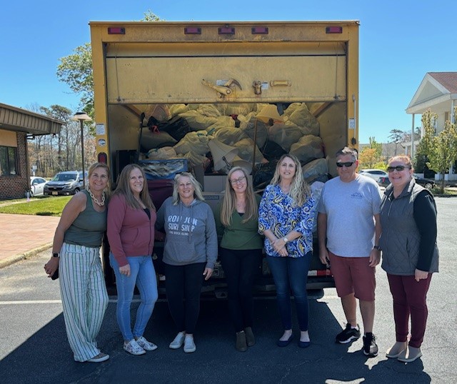 351 bags of clothing collected and donated to those in need!
Thank you to the NEXUS REALTOR® Community Service Committee and all members who donated.

The committee's next charitable cause is coming up! Stay tuned.