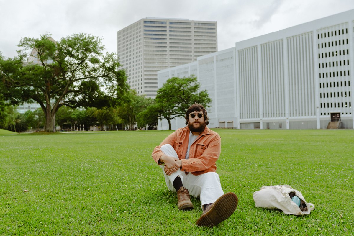 Carpark Records (@carparkrecords) on Twitter photo Compassion, the debut album by <a href="/RuiGabrielWorld/">Rui Gabriel</a>, is out June 21st! 🎯
New single “Summertime Tiger” is out now with a video directed by <a href="/jimmywhispers/">Jimmy Whispers</a>. Watch the video, pre-order the LP on yellow vinyl, and grab tickets to his summer tour here:
found.ee/rui_compassion 🎟️🟡🐅 Compassion, the debut album by <a href="/RuiGabrielWorld/">Rui Gabriel</a>, is out June 21st! 🎯
New single “Summertime Tiger” is out now with a video directed by <a href="/jimmywhispers/">Jimmy Whispers</a>. Watch the video, pre-order the LP on yellow vinyl, and grab tickets to his summer tour here:
found.ee/rui_compassion 🎟️🟡🐅