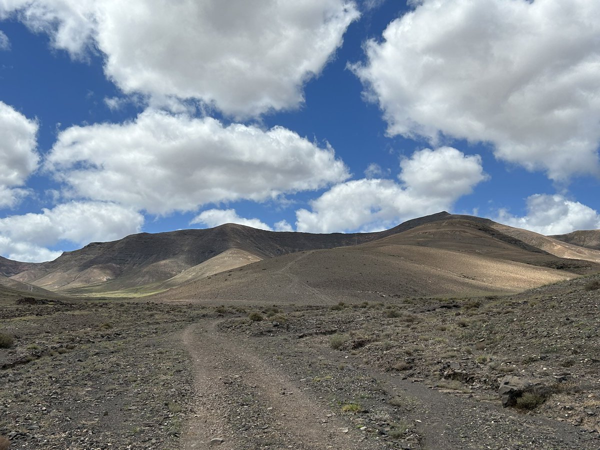 What an awesome caldera 🌋