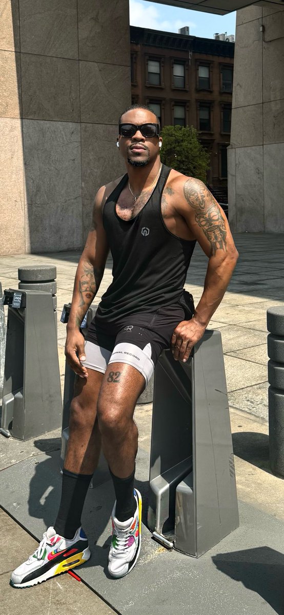 Just a regular day in Harlem