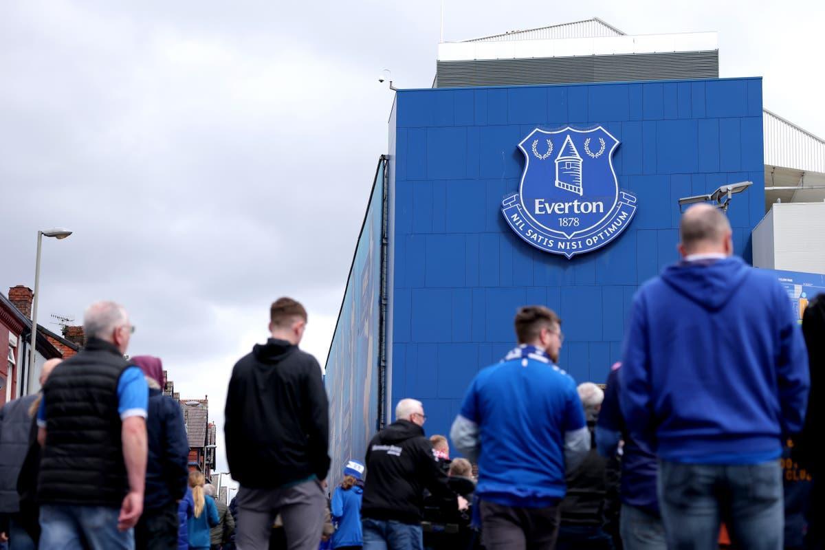 Everton takeover thrown into doubt following collapse of Australian budget airline independent.co.uk/sport/football…