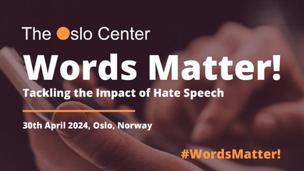 Nous ne devons jamais céder face à la haine et la violence, a rappelé Bernard Kouchner aujourd’hui à #Oslo à la conférence #WordsMatter!
La 🇫🇷 reste engagée contre les discours de haine en ligne et ailleurs
<a href="/oslocenter/">The Oslo Center</a>
