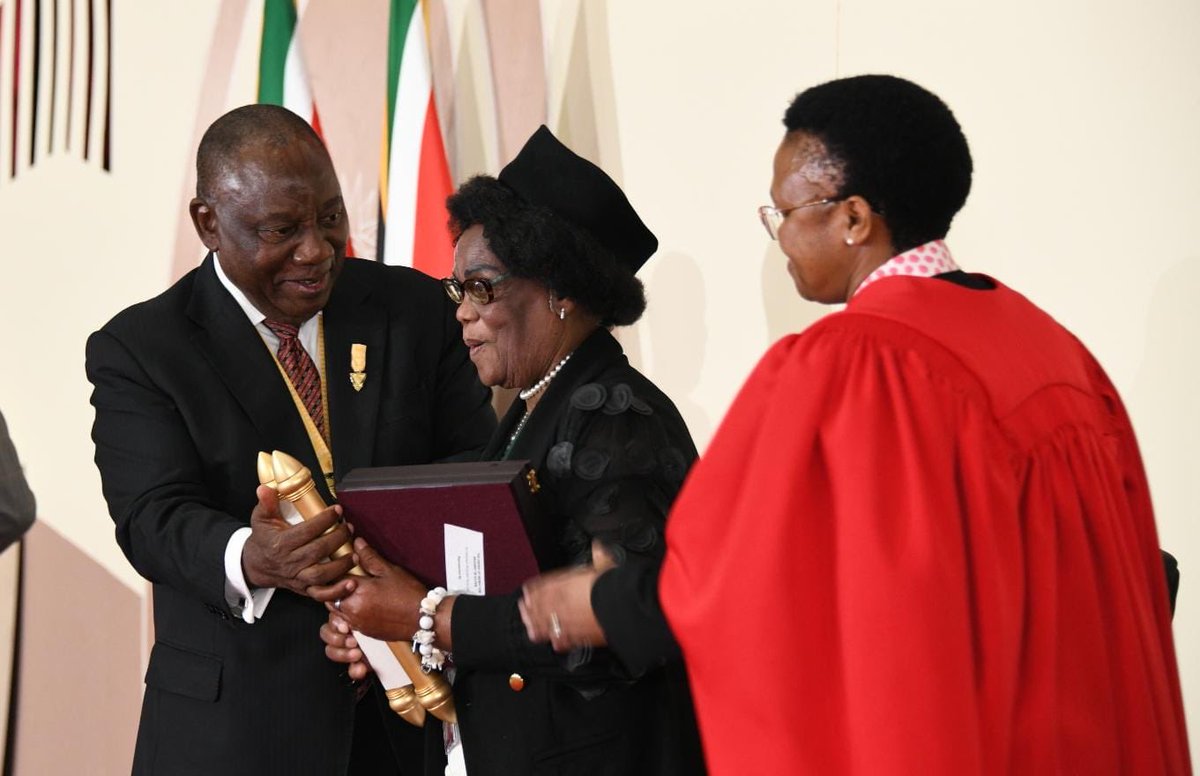 President <a href="/CyrilRamaphosa/">Cyril Ramaphosa 🇿🇦</a>, Grand Patron of the #NationalOrders bestows the Order of Mendi for Bravery in Silver to Mr. Makhwezi McDonald Mtulu (posthumous) represented by Mrs. Dinah Thobela Madyibi.

The Order of Mendi for bravery in Silver  is awarded for extraordinary acts of