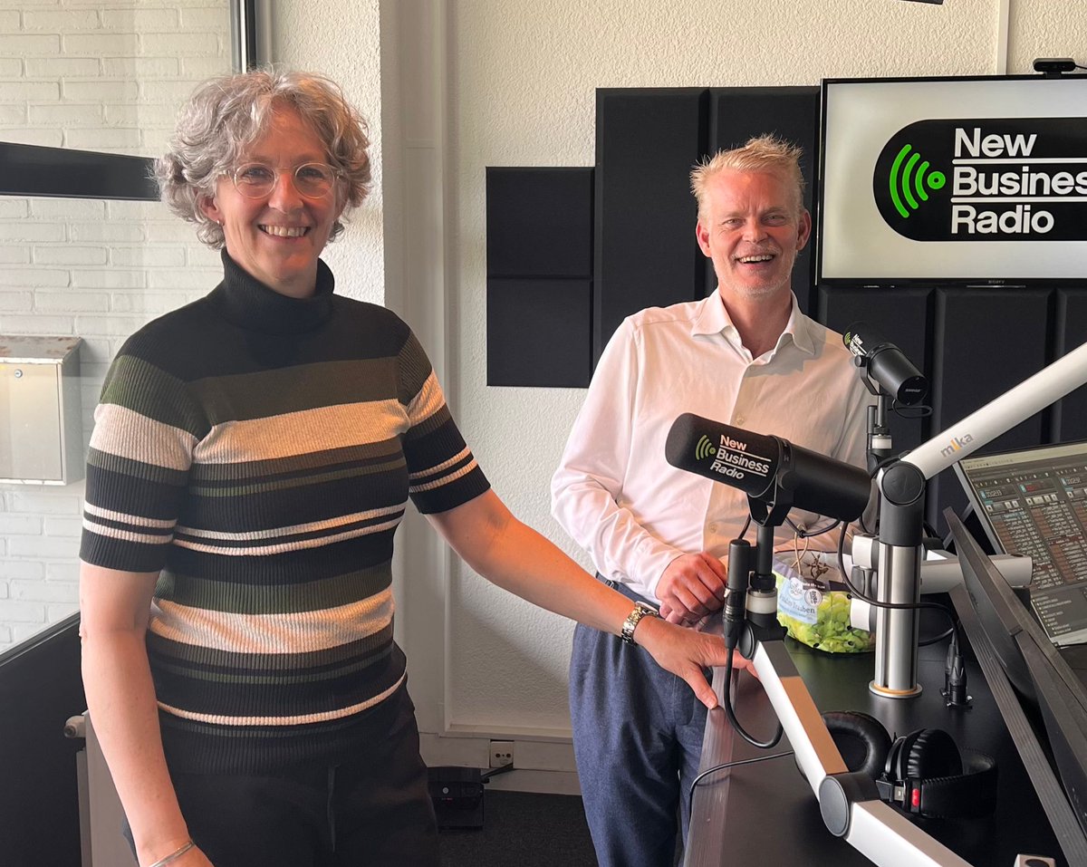 Vanmiddag #SmartMobility gemist? @MarcoMarechal
sprak met Mariëlle van Dijk van Klikkesbaus. Hoe ga je als omgevingsmanager om met verschillende stakeholders en thema's? Kun je iedereen tevreden stellen of moeten er offers worden gebracht? newbusinessradio.nl/artikel/3485/o…