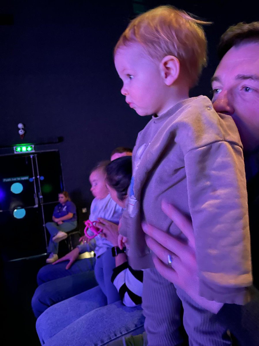 I have spent years working at Z-arts and seeing all the joy it brings to little ones. So lovely last weekend to see that joy with my very own little one and introduce him to theatre 🥰🥰🥰 Highly recommend Kaleidoscope for your tiny human 🤩 @Z_arts_mcr