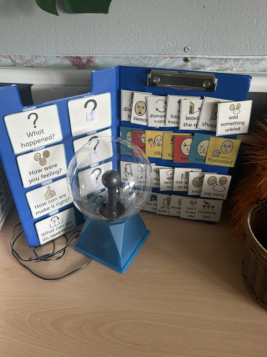 Great day @MostonFieldsPS today looking at their whole school SEMH approach <a href="/k_allely/">Kate Allely</a> lovely to see <a href="/karenohara76/">Karen O'Hara</a> again.