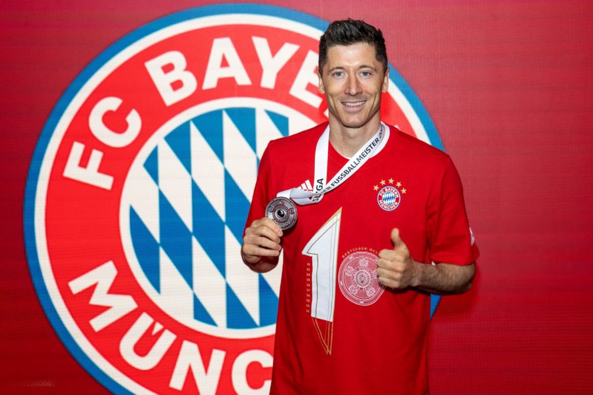 Robert Lewandowski: 'Şampiyonlar Ligi'ni bu sezon Bayern Münih'in kazanmasını isterim. Onlarla 8 yıl oynadım, kalbimde yerleri Dortmund'dan daha fazla.'