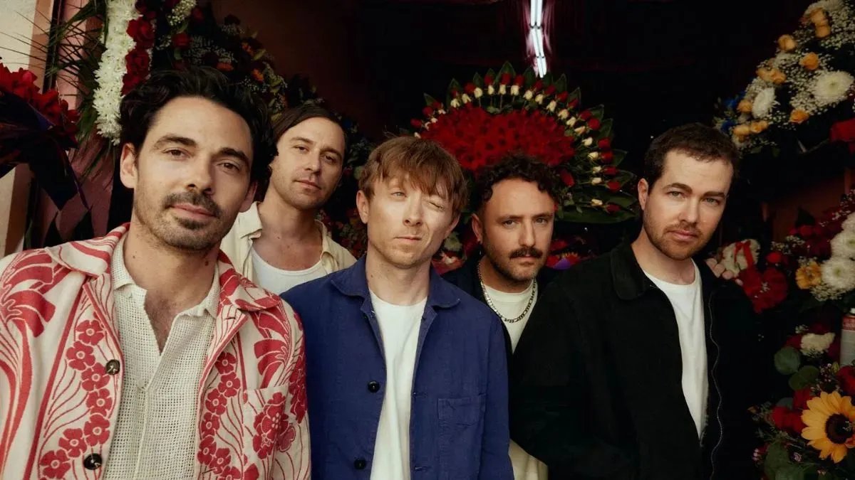 Local Natives' longtime co-lead singer, songwriter, and keyboardist Kelcey Ayer has announced his departure from the band following their upcoming tour → cos.lv/6cNo50RswRE