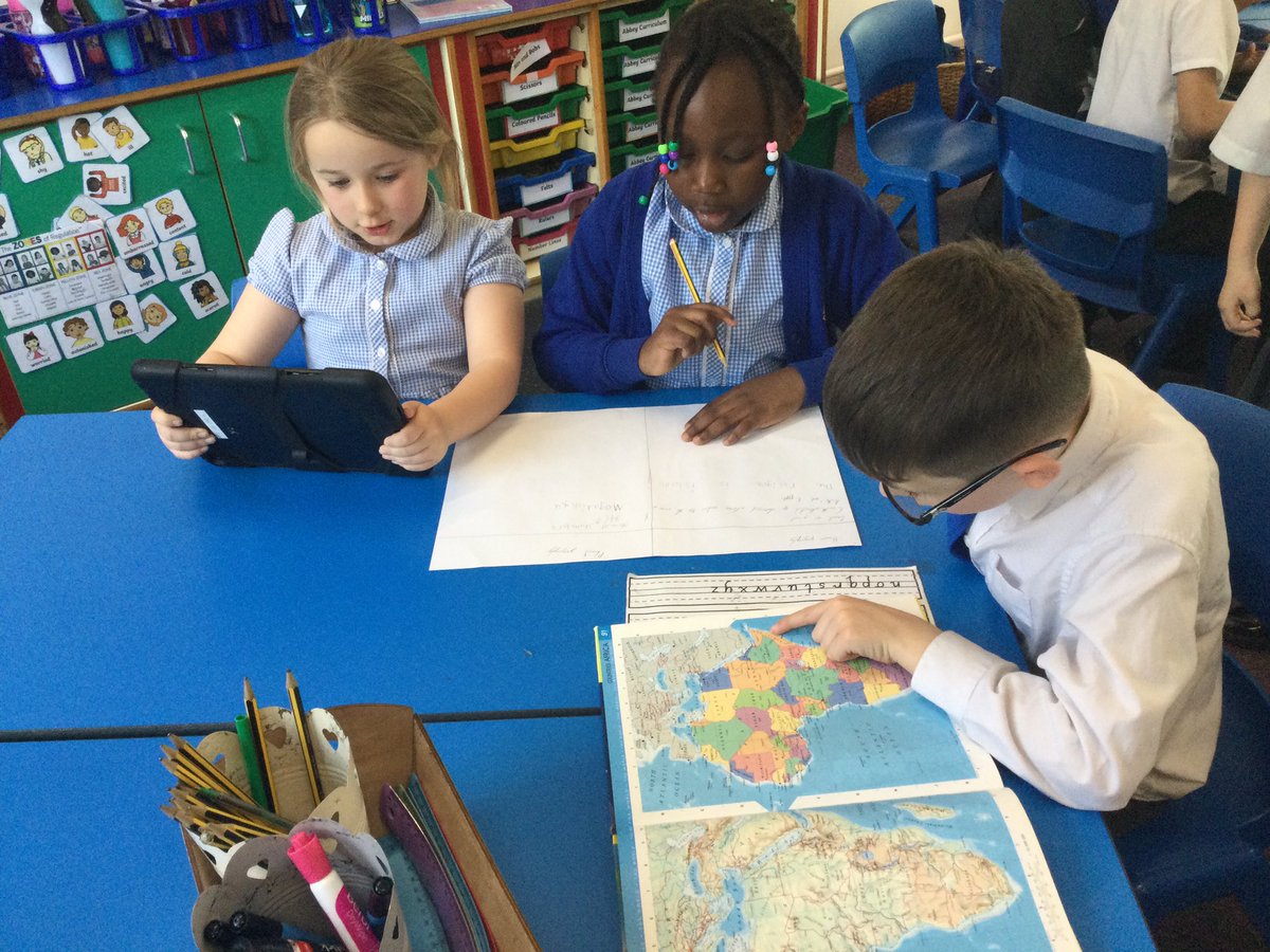 Working collaboratively in #Y2 using the iPads and atlases in our Geography lesson. We have learnt that the language spoken in Somalia is Somali. This is a human feature. The longest river in Somalia is The Shebelle River. This is a physical feature #geography