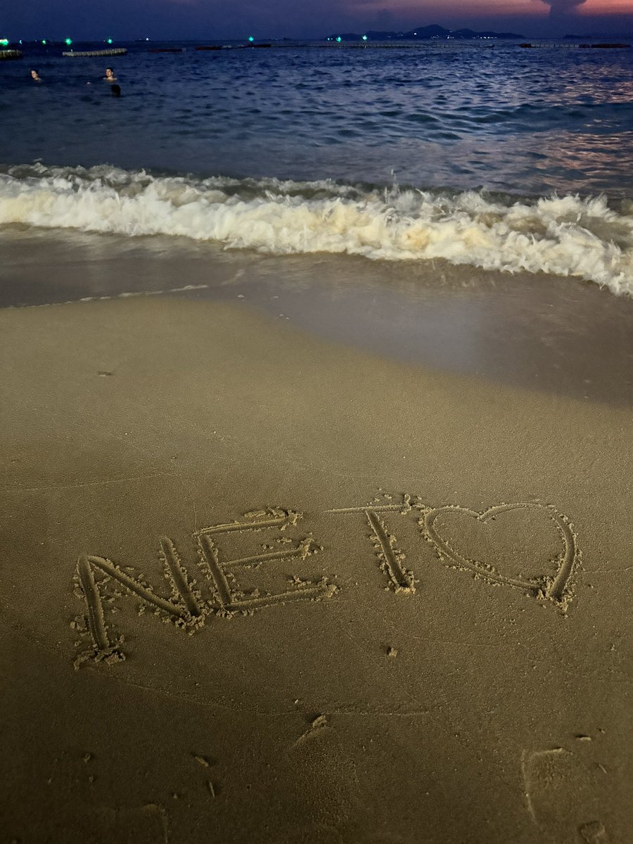 I miss the sea and you 🌊🖤#netsiraphop
