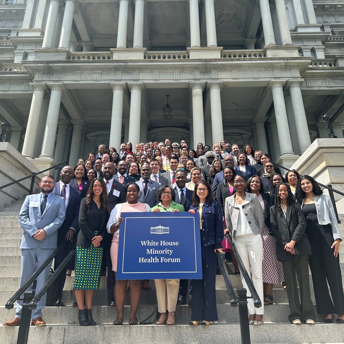 Earlier this month, @MomsHealthEQ joined the White House #MinorityHealth forum along w/ so many leaders who are working towards progress in #Justice40 & eliminating health inequities.

Read about the connection between climate, clean air & #healthequity: bit.ly/3UEMd4u