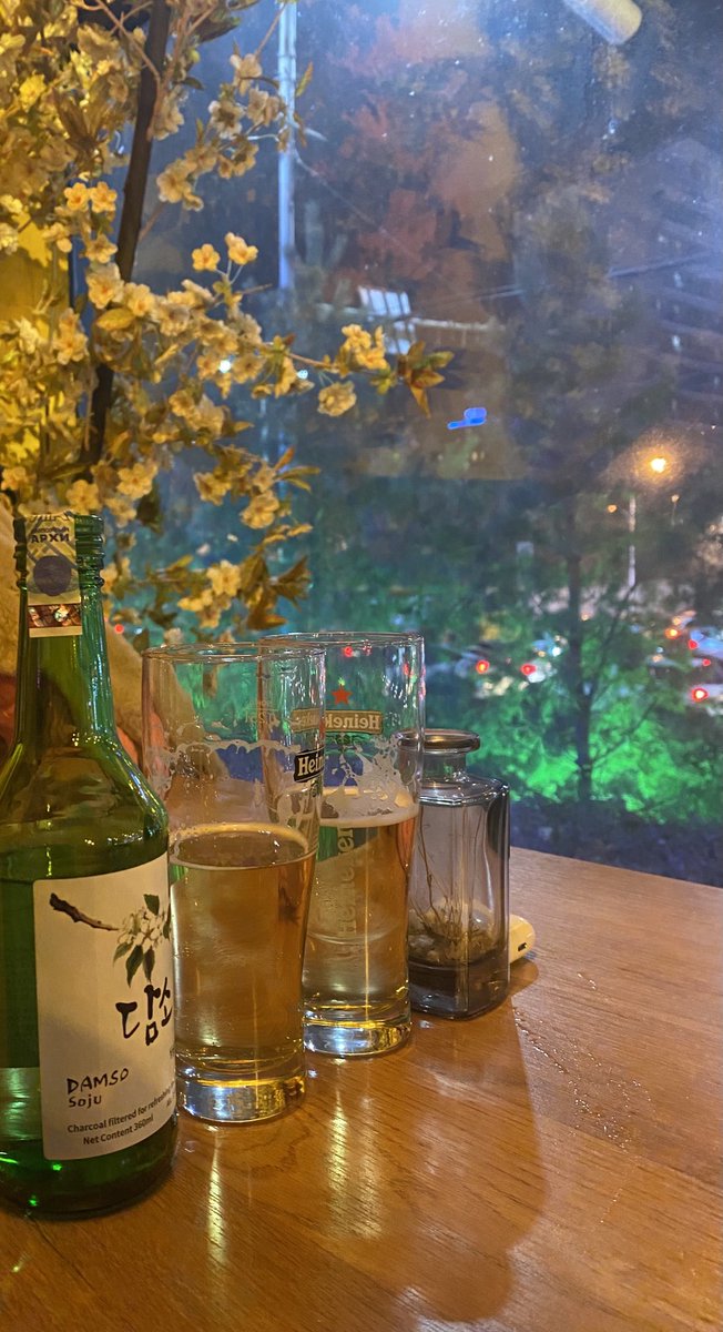 Анх удаа пиво уух гэж байгаа юмаа ингээд хүйтнээр нь шууд залгихаар хоолой өвдөх болов уу?
 #Пиво гэж бичих нь зөв үү зарим хүмүүс пав гээд байх юм.