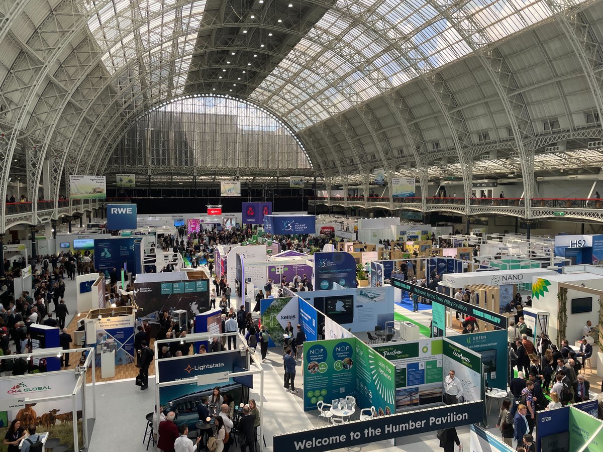 BrillPower's tweet photo. We're at @_InnovationZero today and tomorrow at Olympia Events in London!
Join us as we get together with actors from all sectors to map the path to a net zero future.
#InnovationZero #netzero #energystorage #batterymanagementsystems #electricvehicles #batterytechnology https://t.co/INMnF61FiL