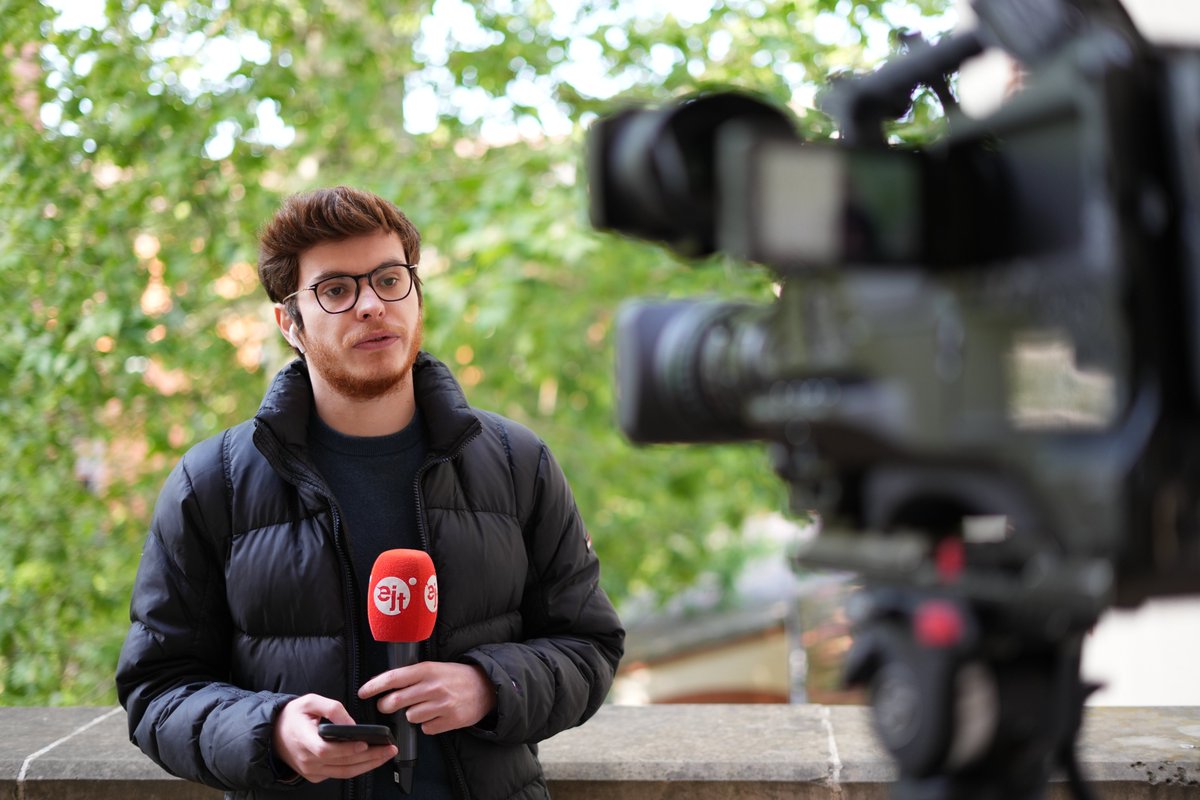 Semaine TV à l'EjT avec au menu : chroniques, JT, duplex.... Plein d'expériences enrichissantes et d'aventures dans les rues toulousaines.
Photo : Margaux Malé