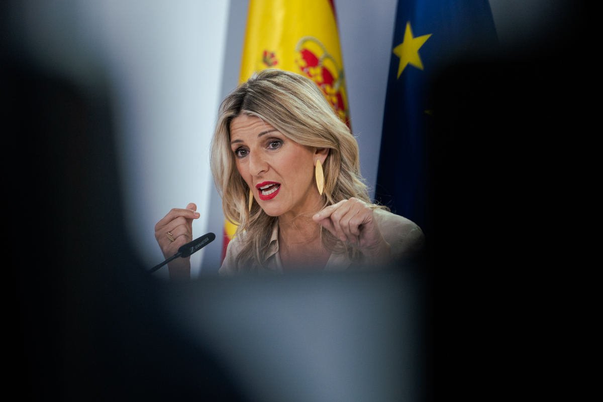 Guillermodgc's tweet photo. Press conference after the meeting of the Council of Ministers, at the Moncloa Palace in #Madrid, #Spain.
#politics #PressConference #Spain #Madrid @desdelamoncloa @PSOE @psoe_m @sumar @Yolanda_Diaz_ https://t.co/ZeZgChvpe2