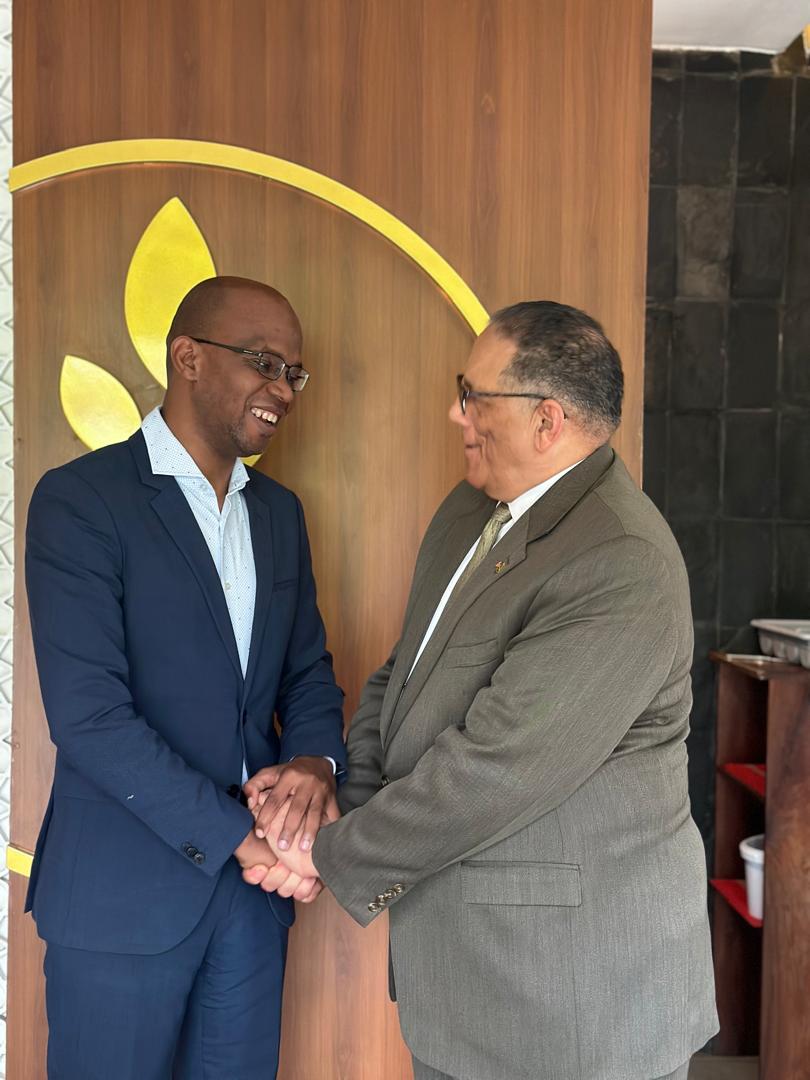 As always, a very productive and enjoyable engagement with the Honorable Foreign Minister @JMakamba today. We discussed strengthening our great partnership based on shared values and a common interest in expanding our trade and investment ties towards an inclusive and prosperous…