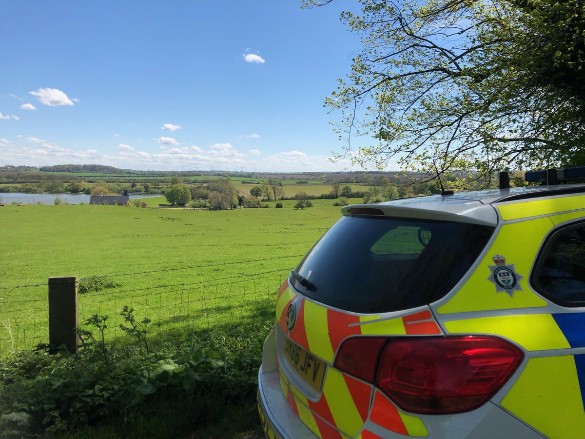 Summer is finally coming! We are more likely to see cyclists and motorbikes on the road in lovely weather like this - please be mindful and drive carefully, especially on country roads👍 

#ThinkBike 
#OohhhCountryRoadTakeMeHome 🎵 

PC Reece