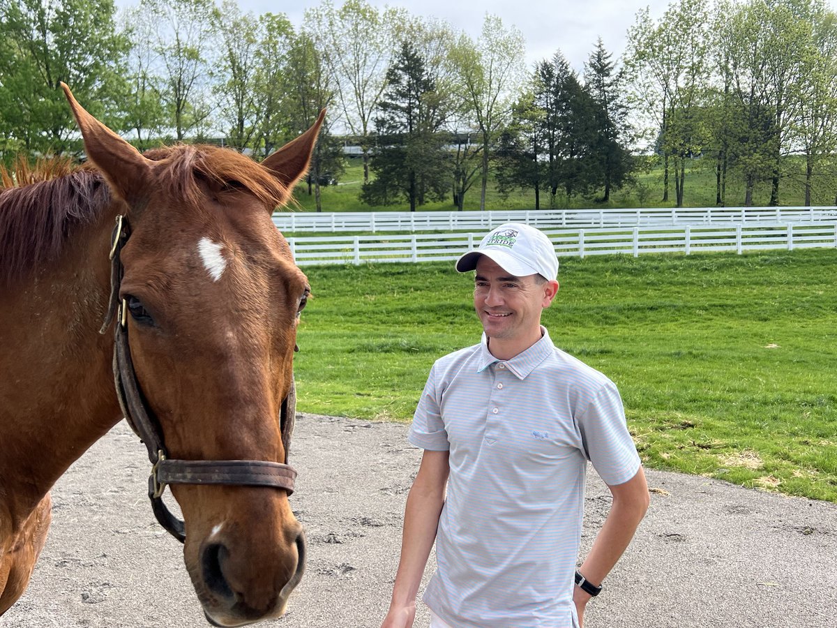 Brian Hernandez was the last jockey who rode General A Rod who now resides at our horse farm at Valhalla Golf Club…part of our one of a kind golf experience you can only find in Kentucky. It was cool the General recognized Brian immediately! Derby week is the best!!!